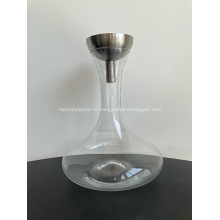 Прозрачное стекло графина с пробкой из нержавеющей стали